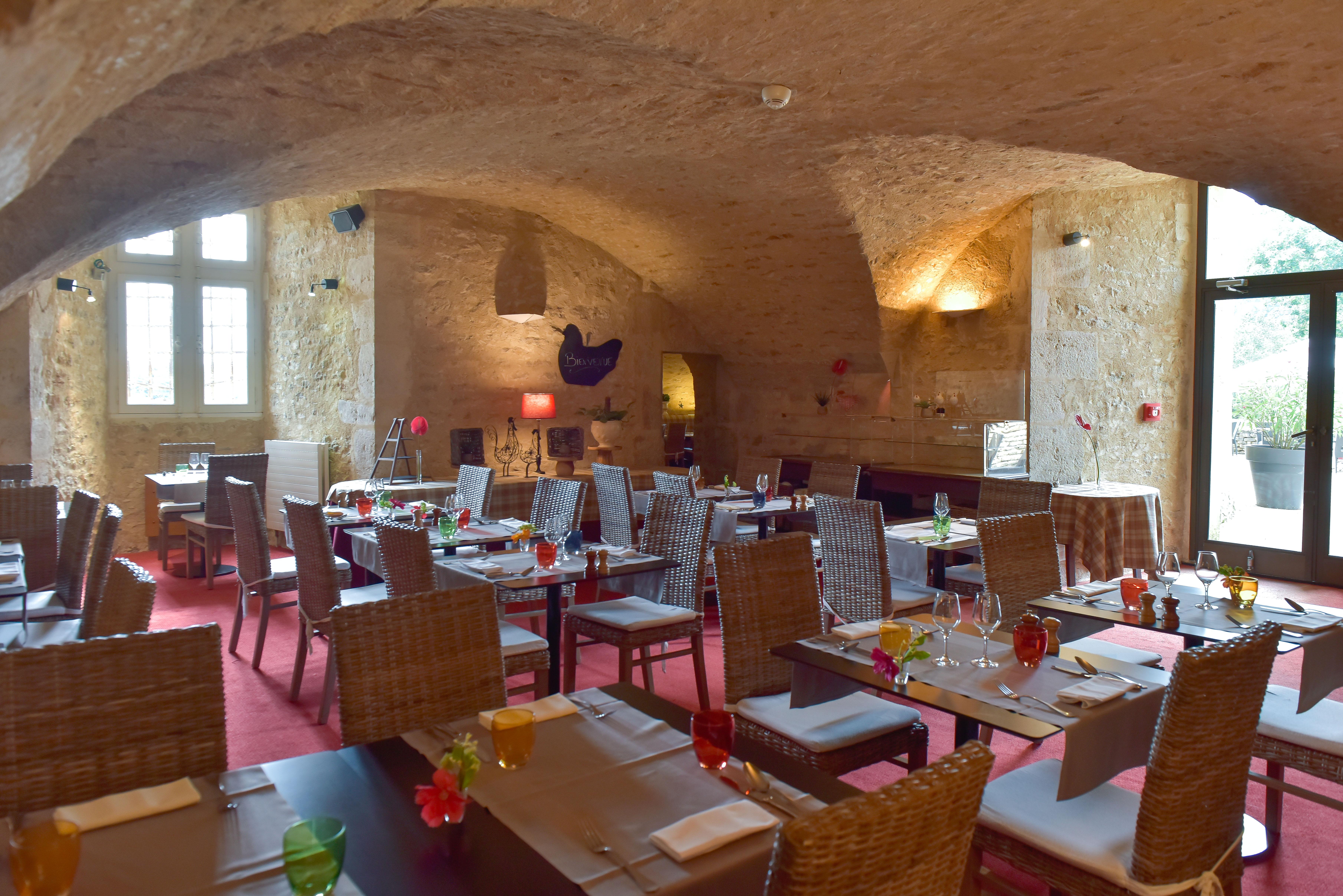 夏伊城堡高尔夫酒店 Chailly-sur-Armançon 外观 照片