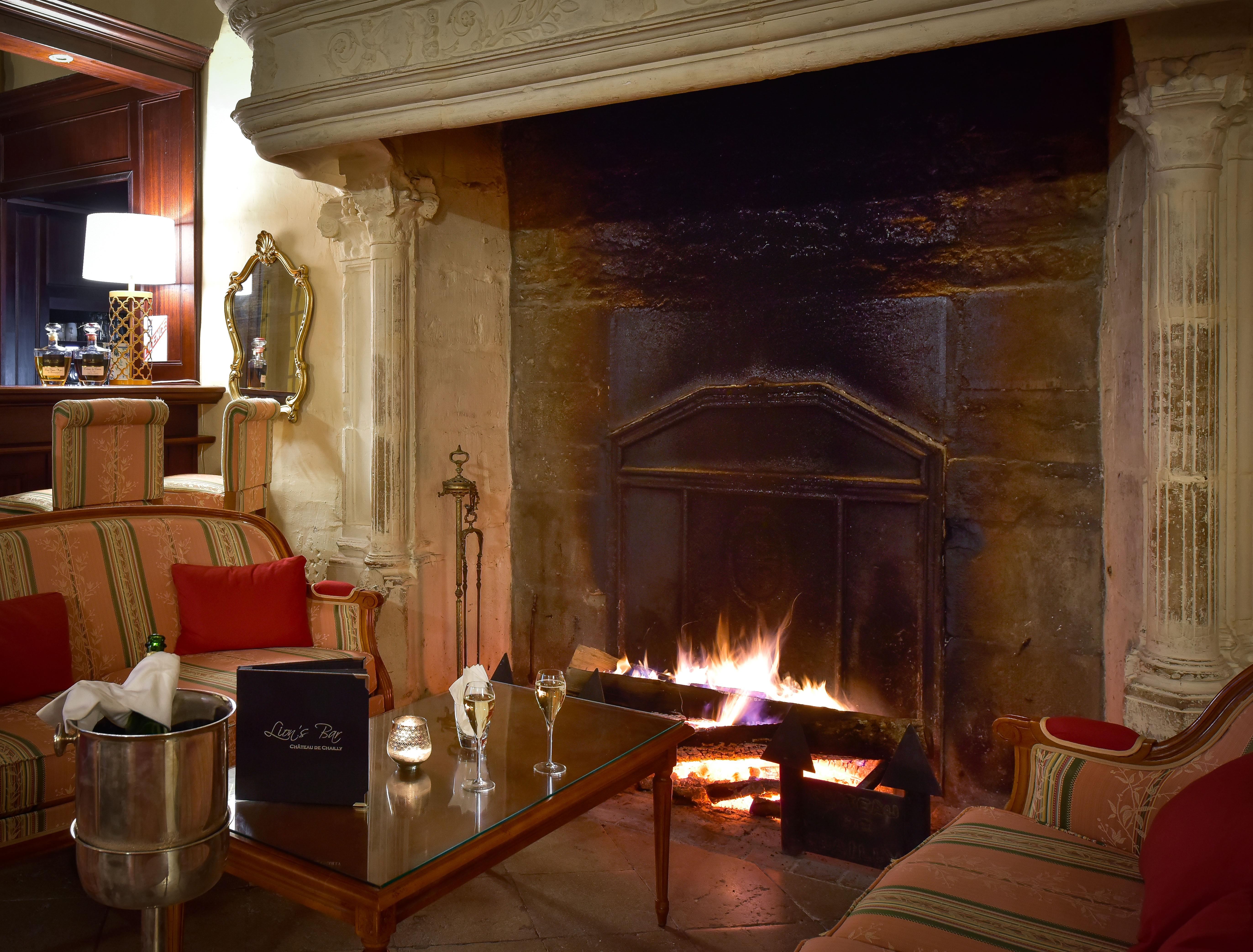 夏伊城堡高尔夫酒店 Chailly-sur-Armançon 外观 照片