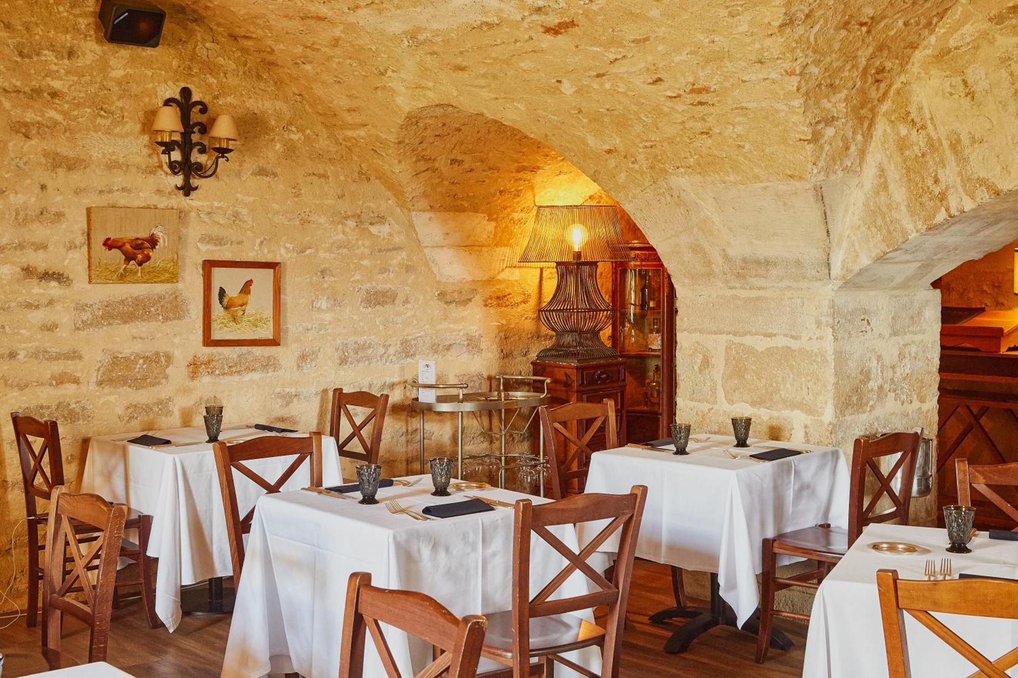 夏伊城堡高尔夫酒店 Chailly-sur-Armançon 外观 照片